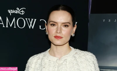 daisyridley - Ok it’s a bit of a blooper but it’s still cute and fun 😂…