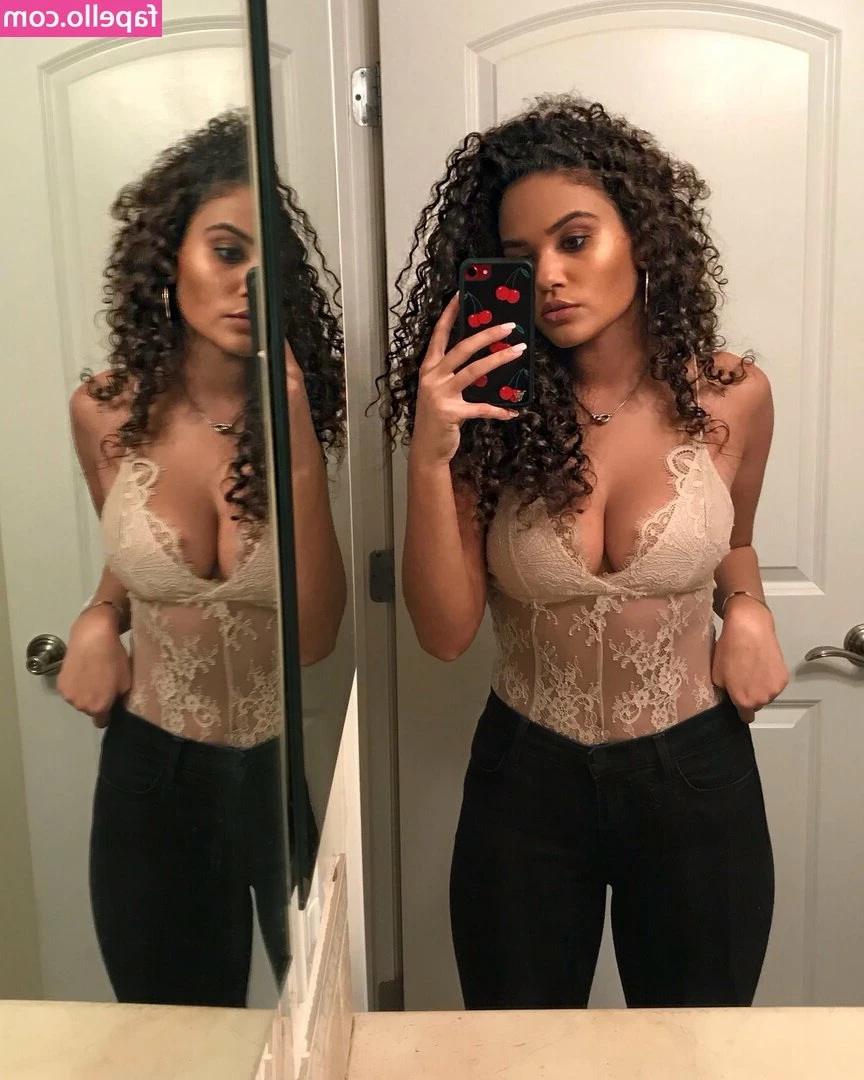 madisonpettis - Pussyboi playtime. More clips and stills to come!