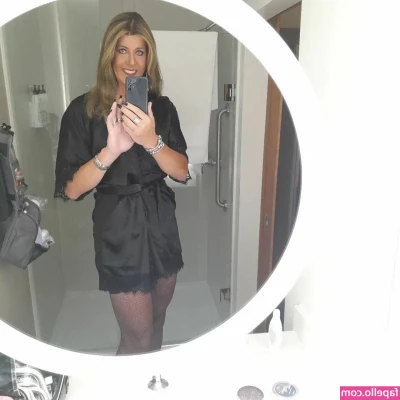 Alexis Andrews [ alexis-andrews ] - This horny latina with big ass will fulfill all your fantasies   