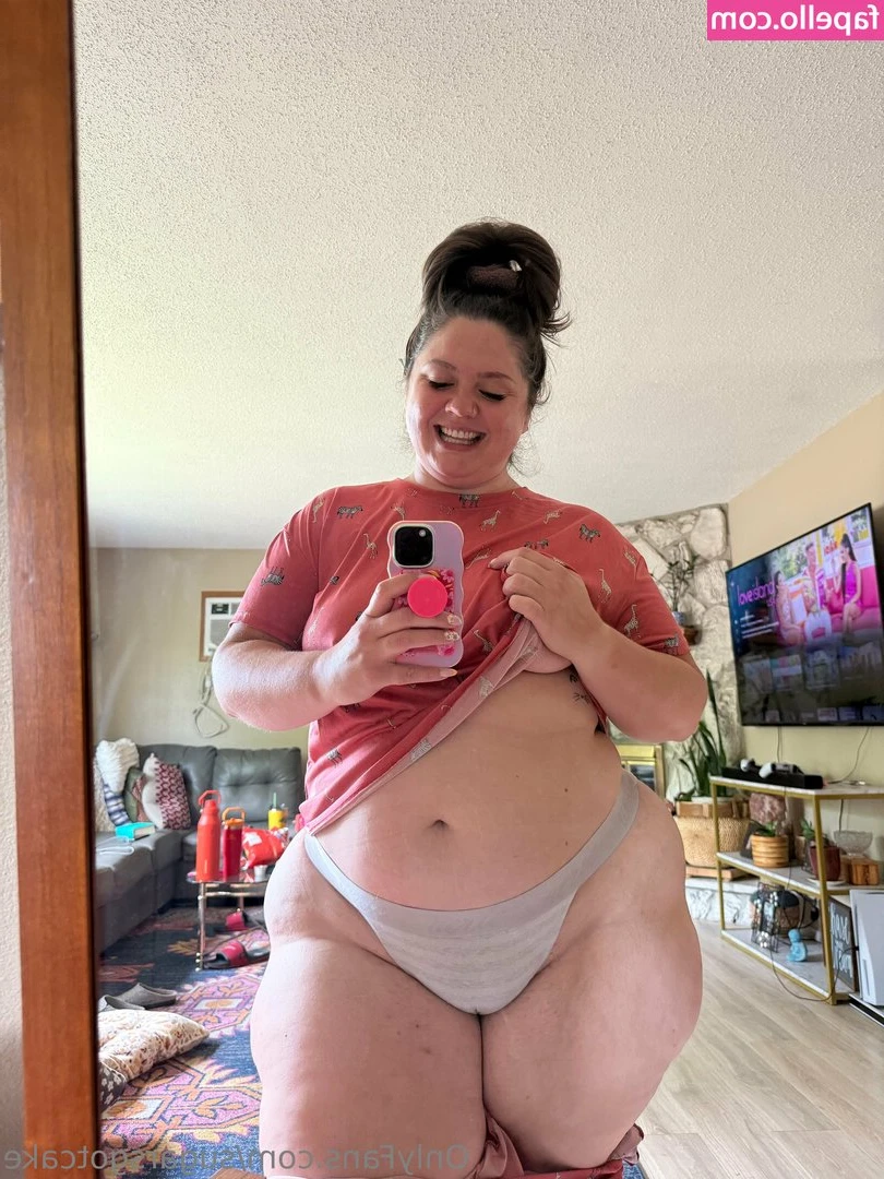sugarsgotcake - Sexy Saturday Morning. 💋 Kisses for you... 🍆 Bring your cock