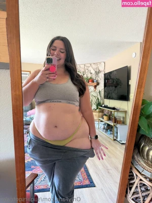 sugarsgotcake - I love this lil night gown 😍🥰