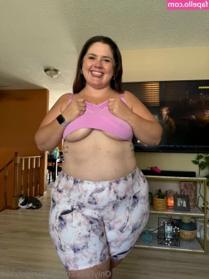 sugarsgotcake - Come to the pool 💦 with me 😈