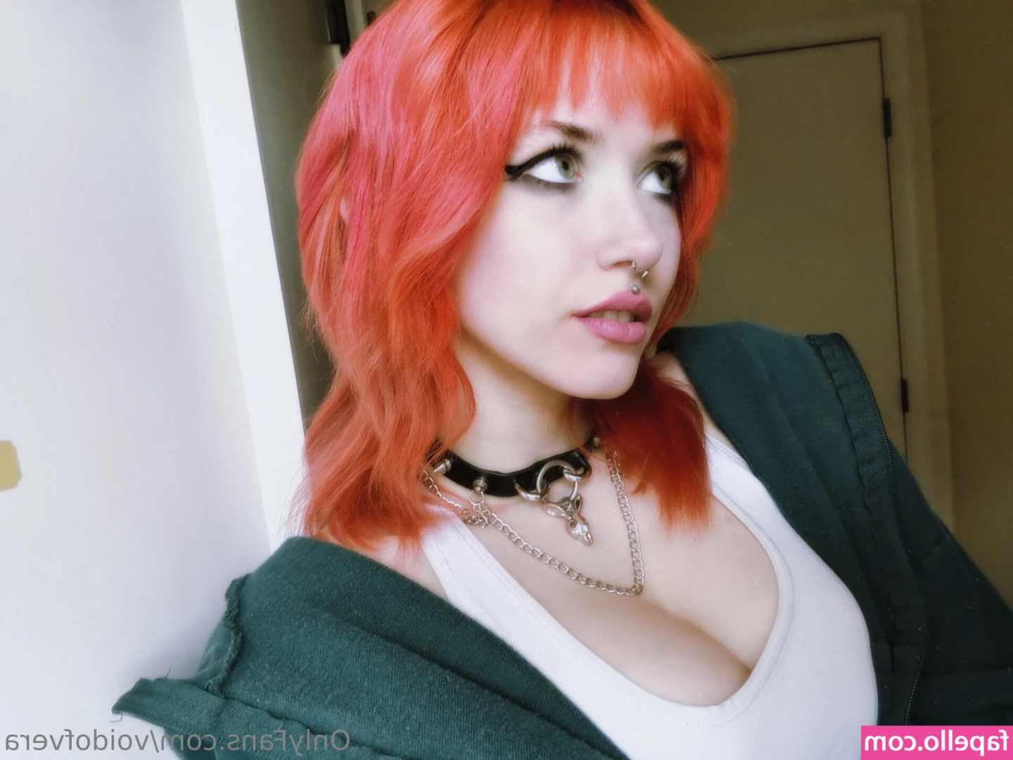 voidofvera - message me... im going live later(;