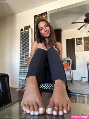 CharlotteTheStallion - VLOG mes vacances à Palma de Mallorca 😍 Je te montre ma chambre,
