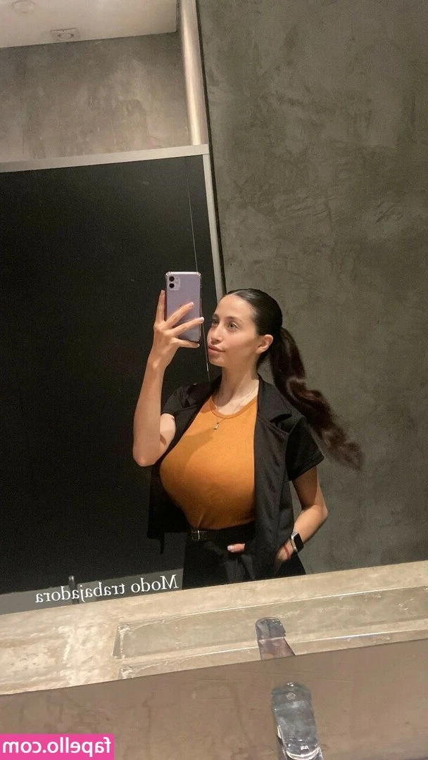 Milagros Seghi [ milagros-seghi-1 ] - Doing my hair and wanted to share my bare face with y’all. I need