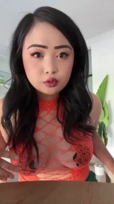 itsthechia - The new models confuse me so much🤯
