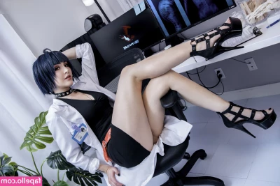 Luxlo Cosplay [ luxlo-cosplay-11 ] - My boyfriends friend is staying over for a week should I let him fuck