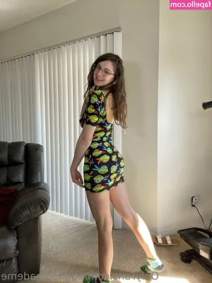 Molly Smith [ molly-smith ] - The only game day snack you need    hotwifejj