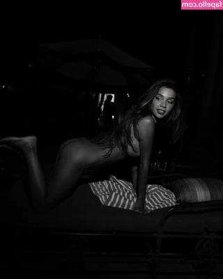 Ava Amira [ ava-amira ] - All this  and it s just for you  Handle with care