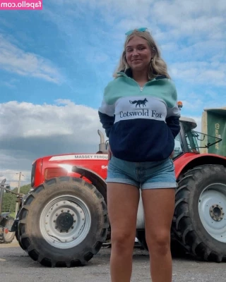 Harriet Cowan From Clarkson's Farm [ harriet-cowan-from-clarkson-s-farm ] - Couldn't find spider web stuff anywhere today.... did find body safe