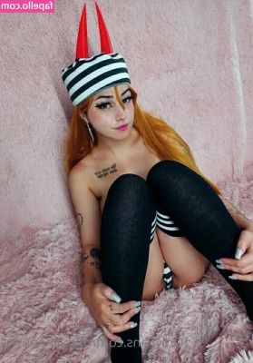 mimitsumiko - Happy Hump Day