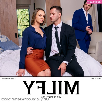 serenitycox - I was in the middle of making myself cum this morning when 