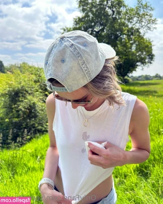serenitycox - I made this video with @teddywilderxxx for his youtube channel but I