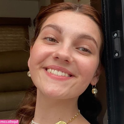 Emily Carey [ emily-carey ] - Guess who won best dressed on the weekend