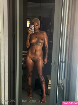 venus.magik [ venus-magik ] - When I'm in a bikini my nipples are always big. Does this look sexy