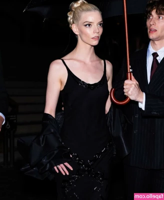Anya Taylor-Joy [ anya-taylor-joy ] - My mood is influenced by how my curls appear