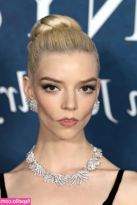 Anya Taylor-Joy [ anya-taylor-joy ] - https://onlyfans.com/76963477/blackddmambaa