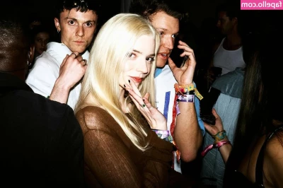 Anya Taylor-Joy [ anya-taylor-joy ] - I want you in my DMs!😉
