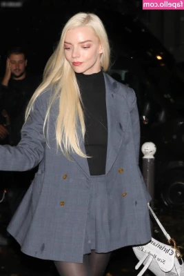 Anya Taylor-Joy [ anya-taylor-joy ] - Flow p2 part 1