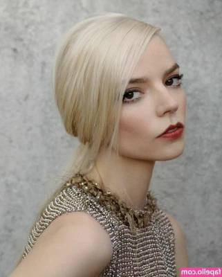 Anya Taylor-Joy [ anya-taylor-joy ] - Getting my pretty lil ass fucked @love_ts 🤤