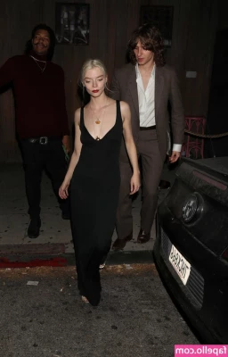 Anya Taylor-Joy [ anya-taylor-joy ] - I tried some anal.  Don't miss out on the package of cums of the day!
