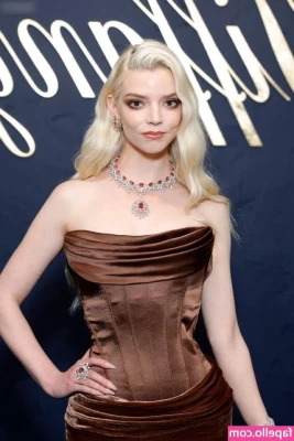 Anya Taylor-Joy [ anya-taylor-joy ] - get tested