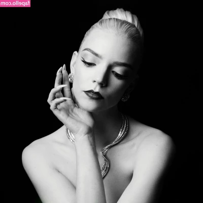 Anya Taylor-Joy [ anya-taylor-joy ] - 🧬Cloning Subby's dick before it's too late🧬( Part 2 )  It
