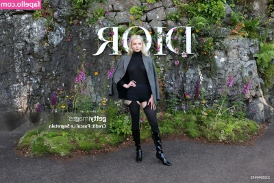 Anya Taylor-Joy [ anya-taylor-joy ] - Wagon Wednesday right