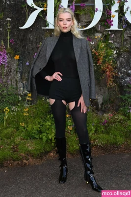 Anya Taylor-Joy [ anya-taylor-joy ] - You re just a pathetic nobody  you deserve nothing