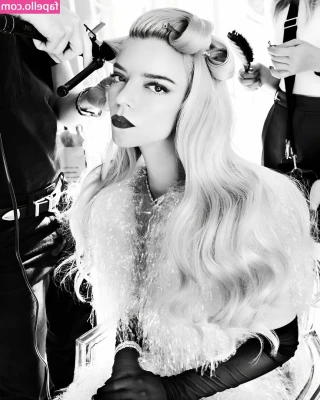 Anya Taylor-Joy [ anya-taylor-joy ] - Do you want me to make you some coffee and bring it to bed? I'll be a