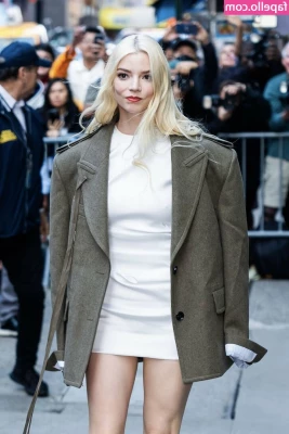 Anya Taylor-Joy [ anya-taylor-joy ] - 💋Life is like a cake, and you are a delicious filling, you will
