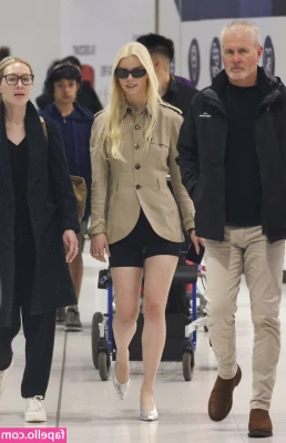 Anya Taylor-Joy [ anya-taylor-joy ] - I m a naughty girl