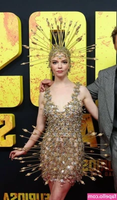 Anya Taylor-Joy [ anya-taylor-joy ] - I can be many role  but which one you prefer me to be   your ____   