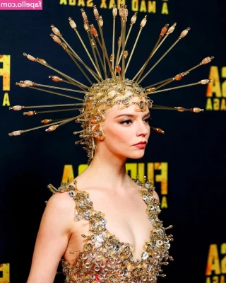 Anya Taylor-Joy [ anya-taylor-joy ] - Quickest quickie ever   think you can be faster