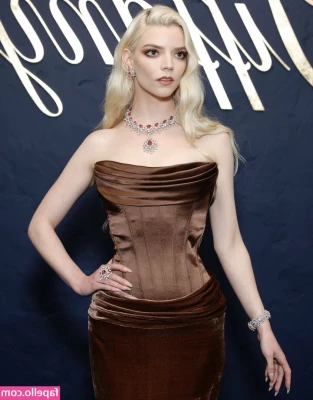 Anya Taylor-Joy [ anya-taylor-joy ] - Daddy gave me a big load…😩