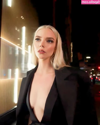 Anya Taylor-Joy [ anya-taylor-joy ] - follow