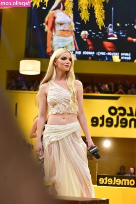 Anya Taylor-Joy [ anya-taylor-joy ] - Can t wait to have this body back