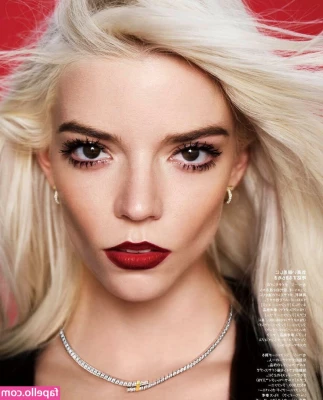 Anya Taylor-Joy [ anya-taylor-joy ] - pov   watching the boy next door
