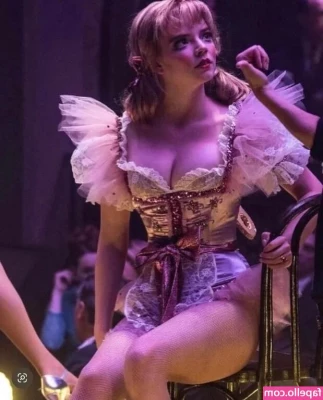 Anya Taylor-Joy [ anya-taylor-joy ] - Soy tu esclava   por un día  Escribeme al DM que me harías