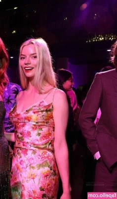 Anya Taylor-Joy [ anya-taylor-joy ] - 🚨🚨 GAME TIME 🚨🚨 Let's PLAY "Would you RATHER...." 😉TIP