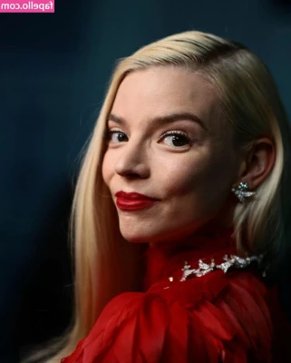 Anya Taylor-Joy [ anya-taylor-joy ] - What would you do with that 🍆👅💦