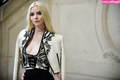 Anya Taylor-Joy [ anya-taylor-joy ] - Entero rico comerlo a besos, se le notaba nervioso, pero a medida que
