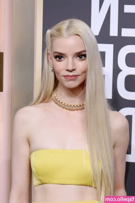 Anya Taylor-Joy [ anya-taylor-joy ] - Can you tell I’m excited? 😜 I love my tits sucked!!it makes me