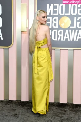 Anya Taylor-Joy [ anya-taylor-joy ] - Horny im Urlaub