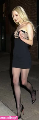 Anya Taylor-Joy [ anya-taylor-joy ] - 💔1 to 5 Oh this image is pretty hot as far as I'm concerned, what part 1