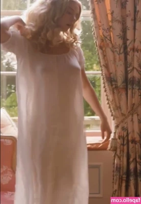 Anya Taylor-Joy [ anya-taylor-joy ] - Can I ask you a question? Are you a boobs or an ass man?🙊😈