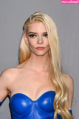 Anya Taylor-Joy [ anya-taylor-joy ] - Están listos para ver esto sin censura