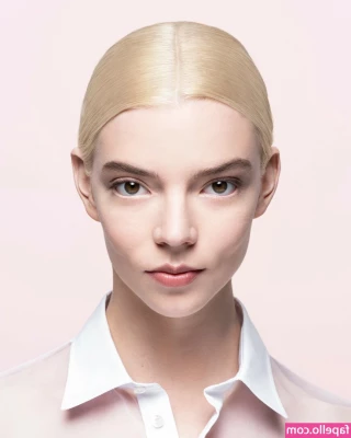 Anya Taylor-Joy [ anya-taylor-joy ] - please forgive me for the shitty camera work in this hehe, i was