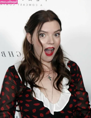 Anya Taylor-Joy [ anya-taylor-joy ] - I want all of your cum 😈