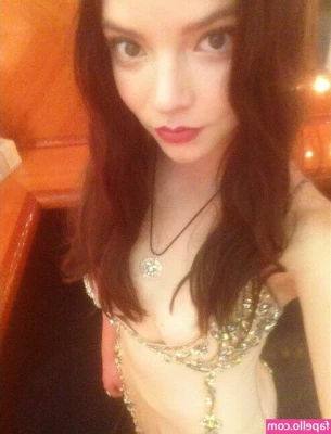 Anya Taylor-Joy [ anya-taylor-joy ] - Ur Thirsty Thursday Bonus A YUMMY NIP SLIP